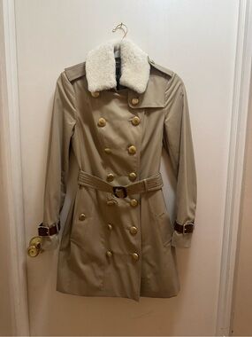 Burberry Tan Trench Coat with removable Cream Shearling Collar- open to offers